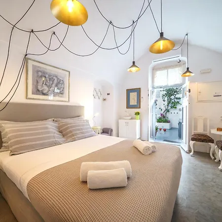 아파트 산토리니 파라다이스 케이브 하우스 이아