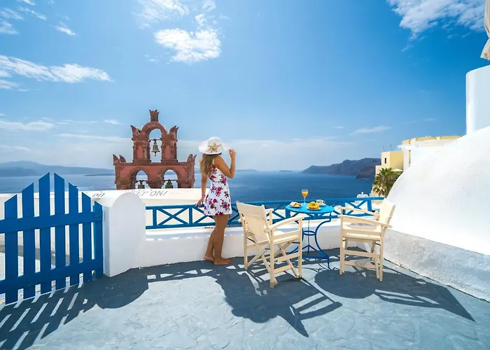 Santorini Paradise Cave Daire Oia