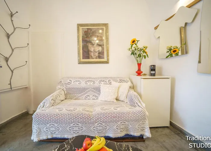 Santorini Paradise Cave