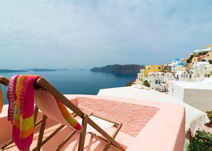 Santorini Paradise Cave * Oia